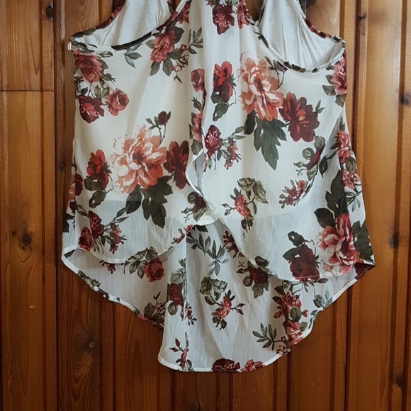 Sheer floral tank top - Picture 4 of 4